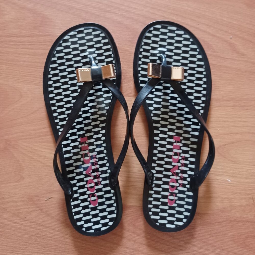 Coach Landon jelly flip flop sandals black bow tie US size 6.5 / 7B